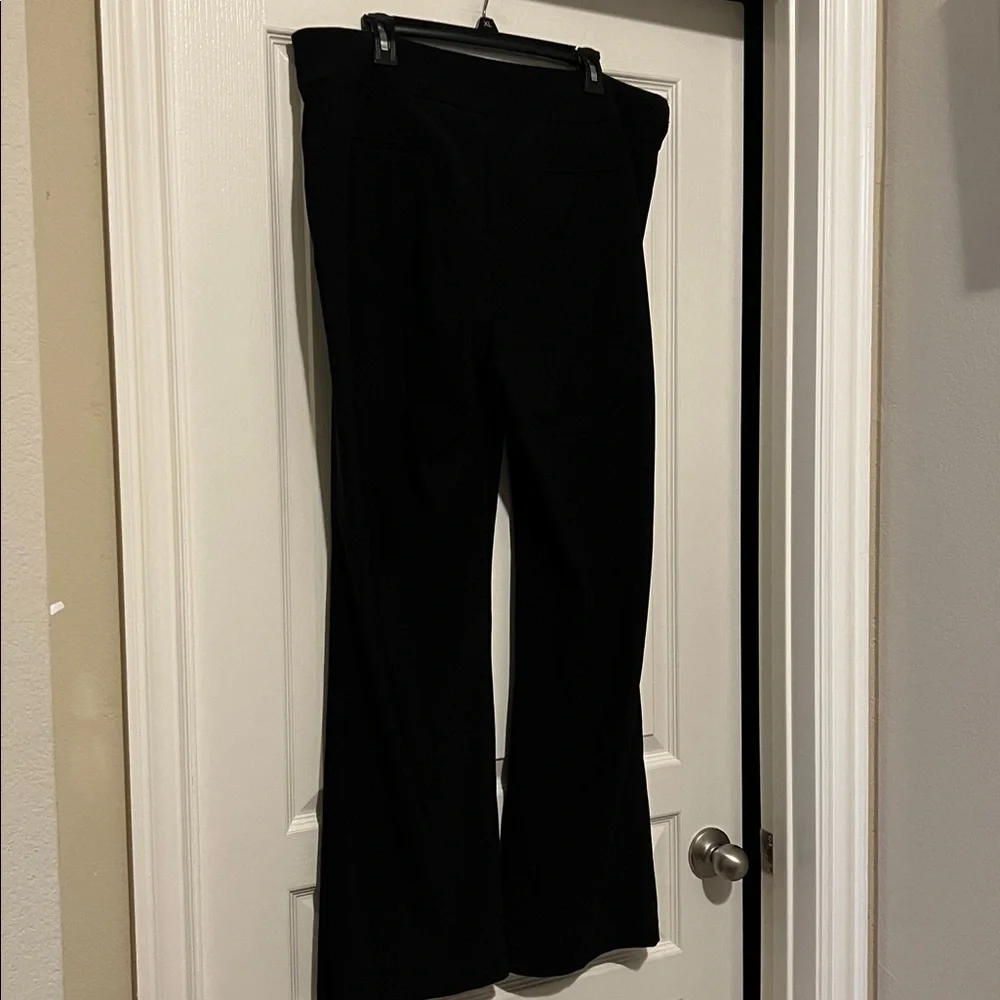 Valerie Stevens Pull On Dress Pants- Black
